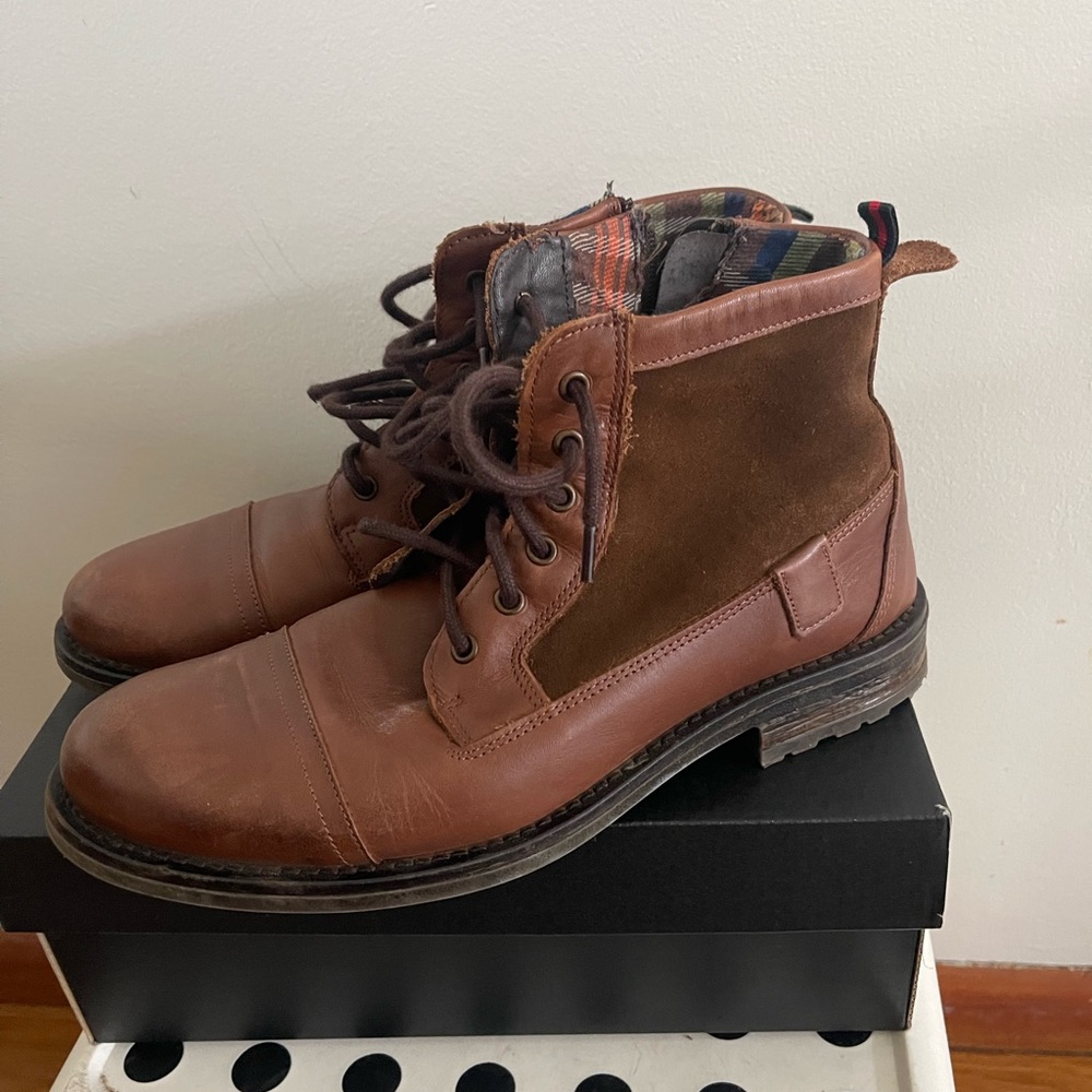 Men’s boots European size 40